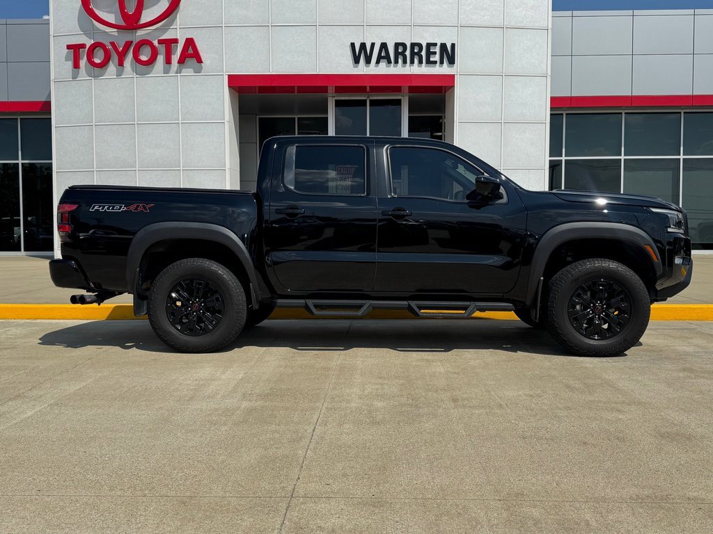Used 2023 Nissan Frontier PRO-4X w/ Pro Convenience Package image 3