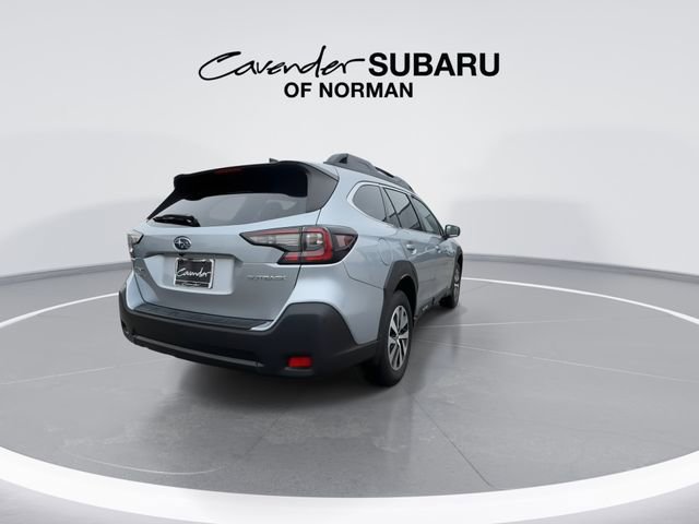 Used 2023 Subaru Outback Premium image 8