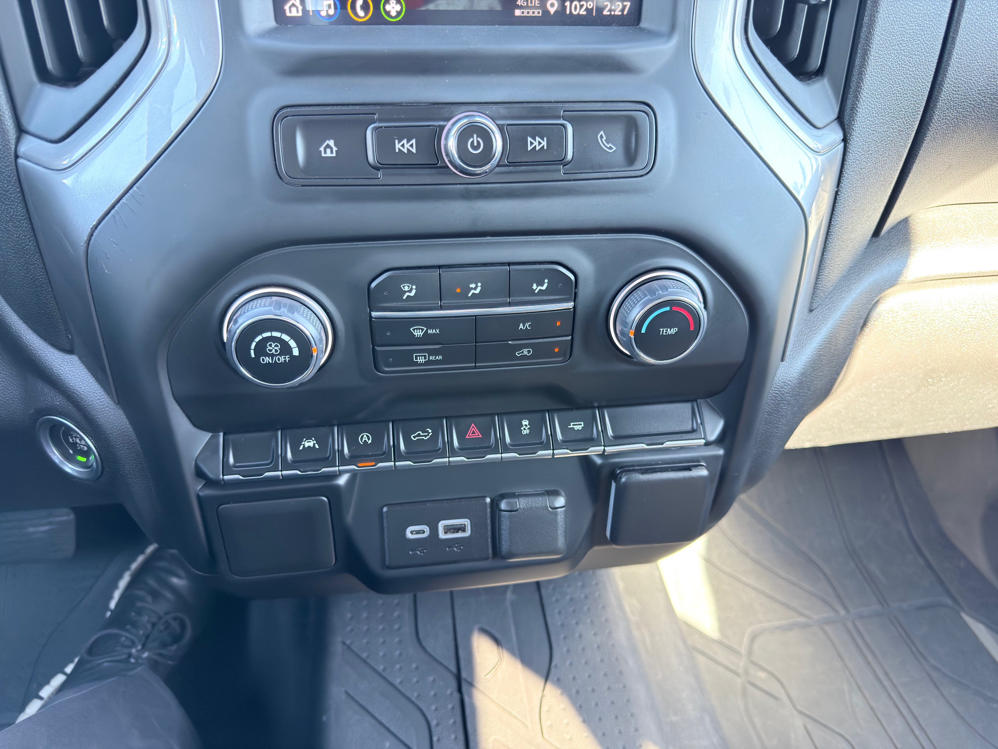 Used 2024 Chevrolet Silverado 1500 Custom w/ LPO, Dark Essentials Package RWD image 33
