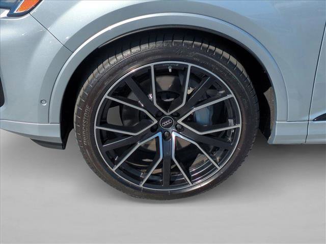 Used 2025 Audi Q7 3.0T Prestige w/ Prestige Package AWD/4WD image 27