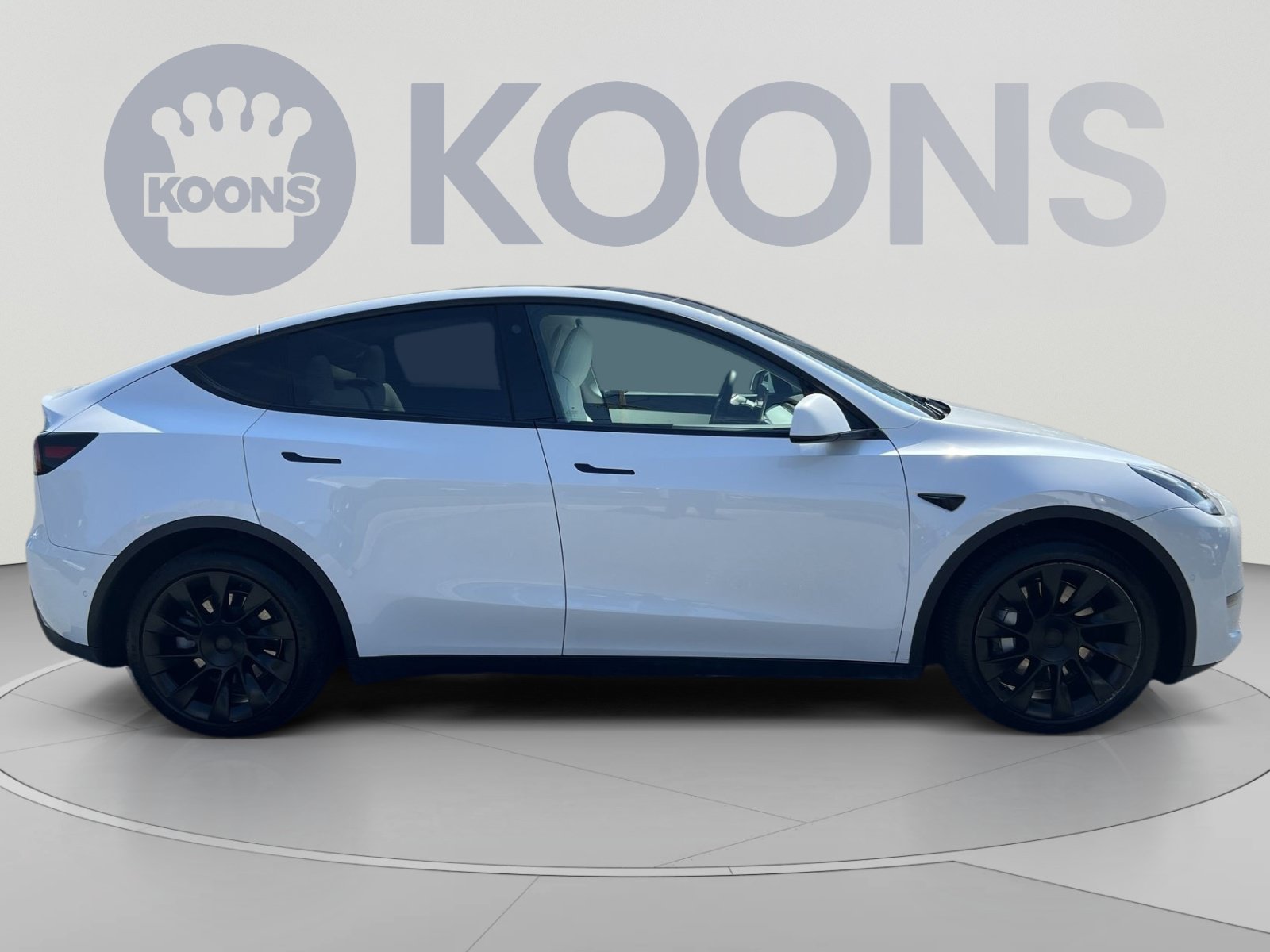 Used 2021 Tesla Model Y Long Range AWD/4WD image 8