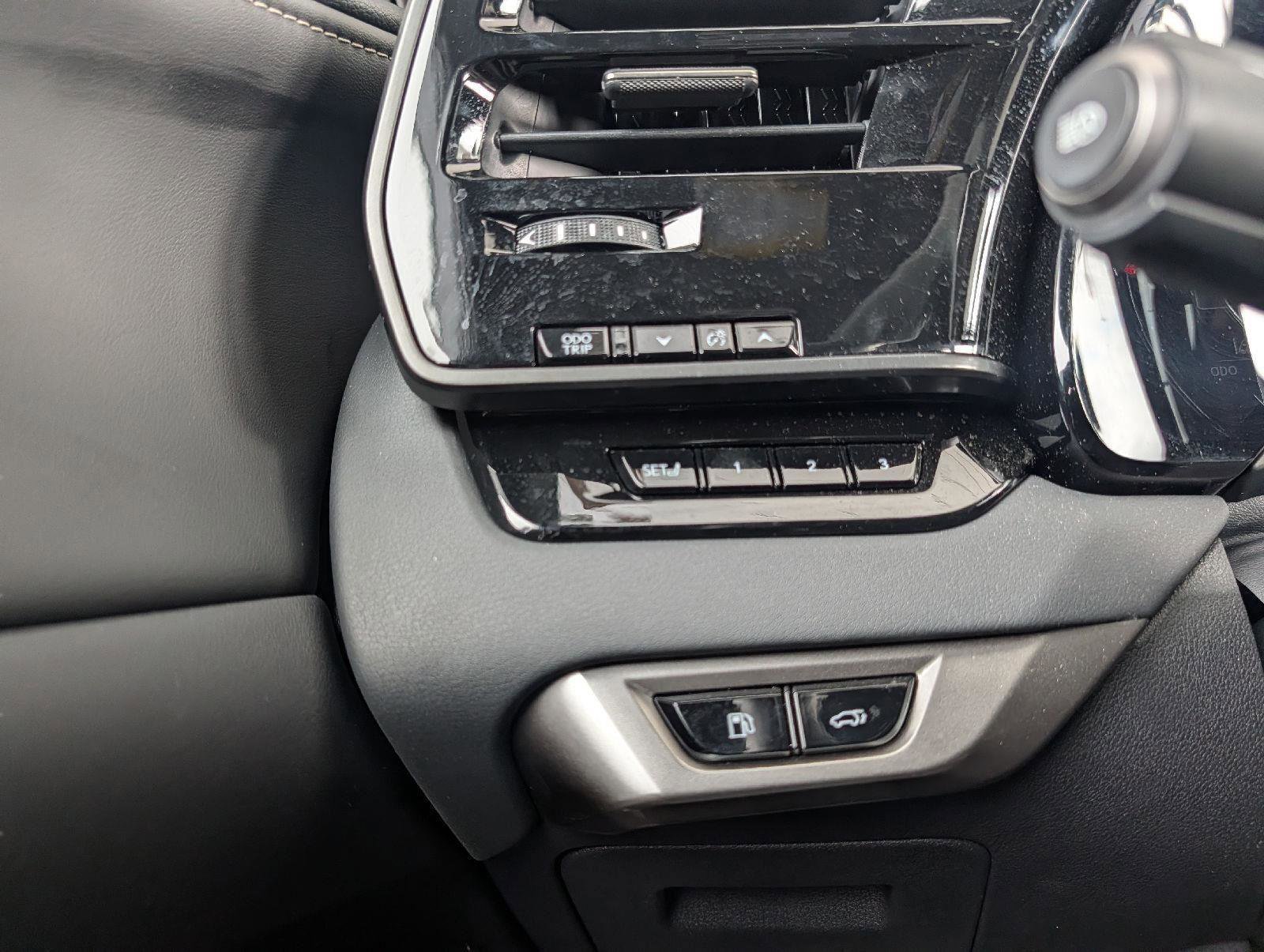 Used 2024 Lexus RX 350 Premium w/ Accessory Package image 16