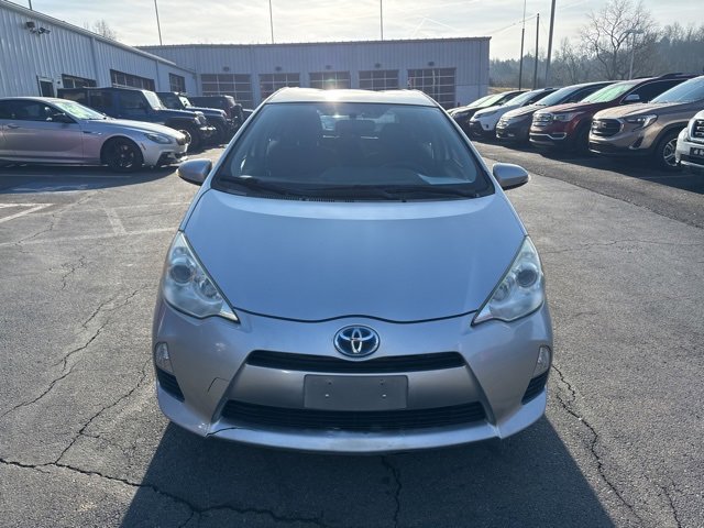 Used 2013 Toyota Prius C image 3