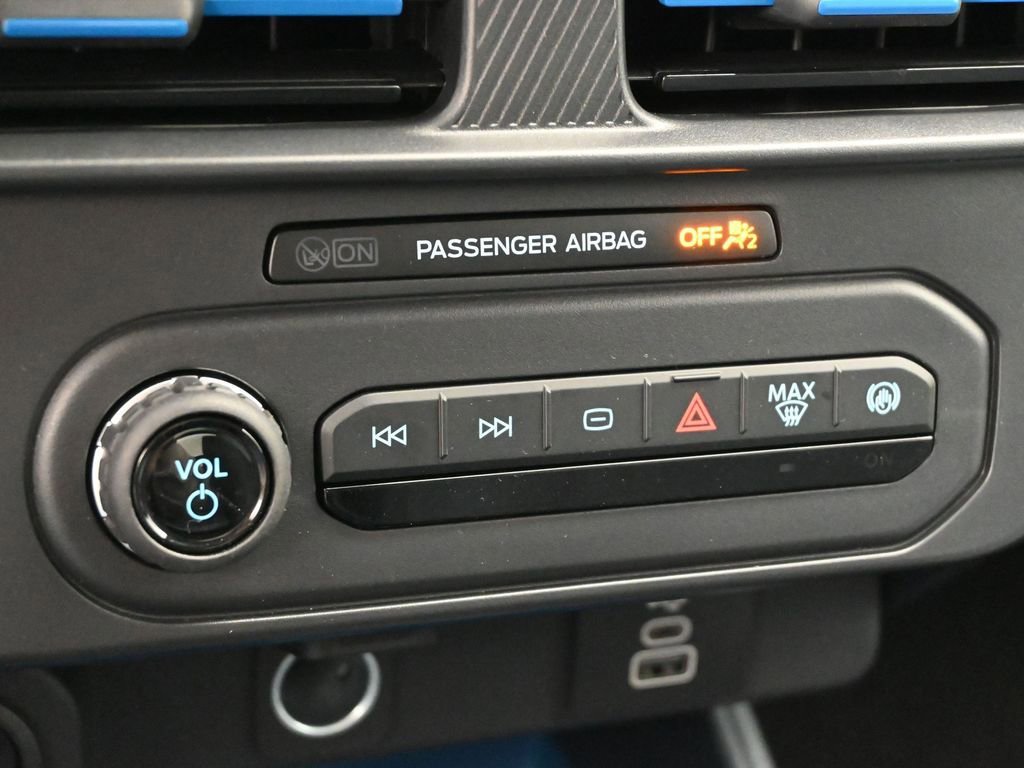 New 2026 Ford Maverick XLT image 15