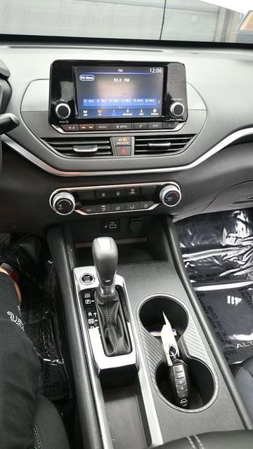 Used 2021 Nissan Altima 2.5 S FWD image 11