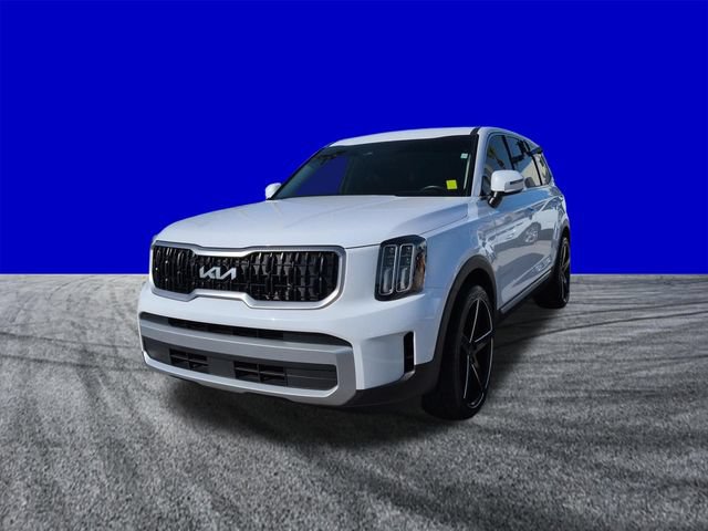 Used 2025 Kia Telluride LX FWD image 8