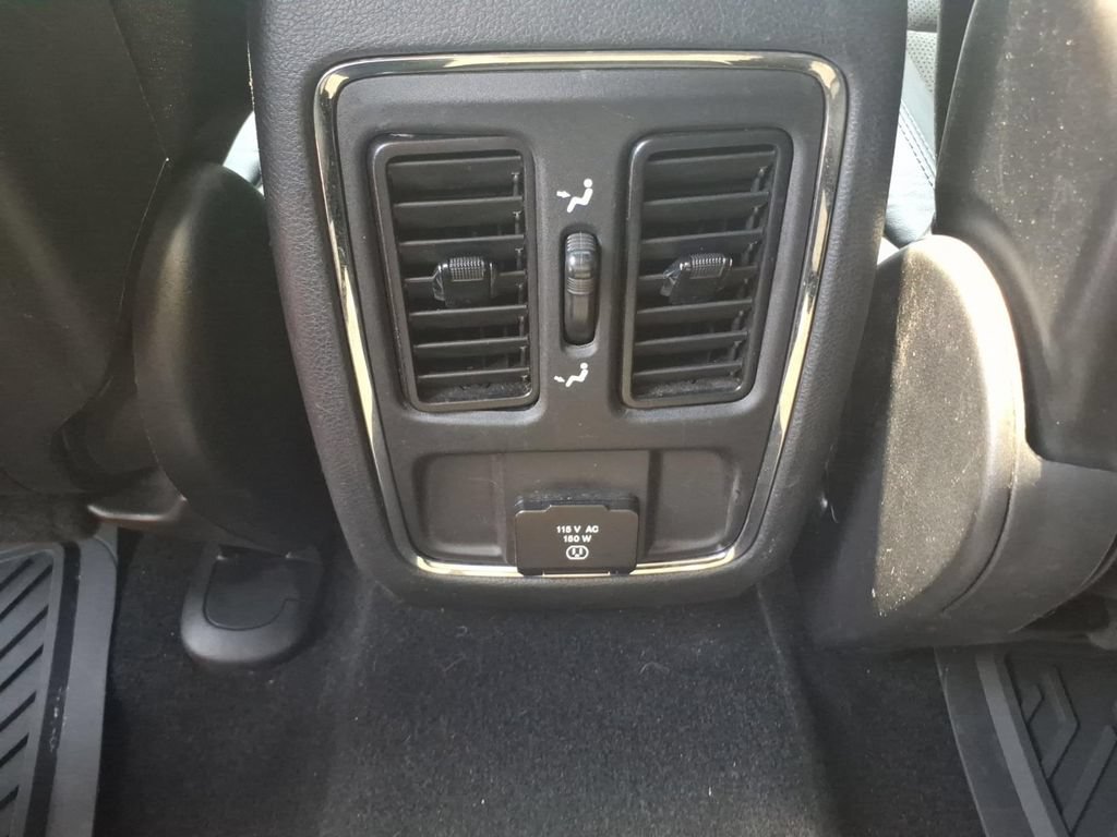 Used 2020 Jeep Grand Cherokee Altitude RWD image 14