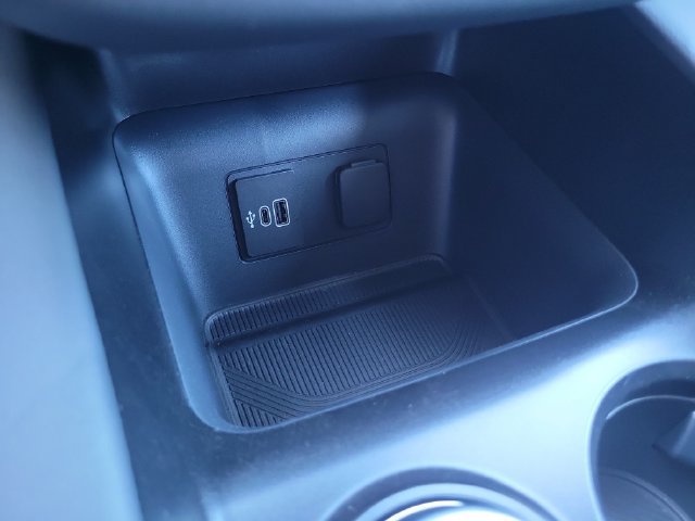New 2026 Ford Explorer Active w/ Active Comfort Package RWD image 27