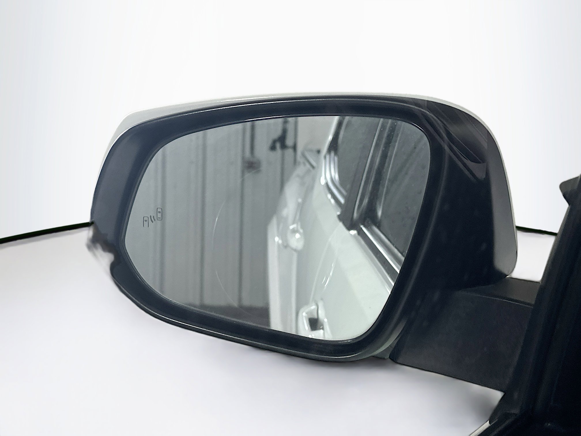 Used 2018 Toyota Tacoma TRD Sport w/ Technology Package RWD image 16