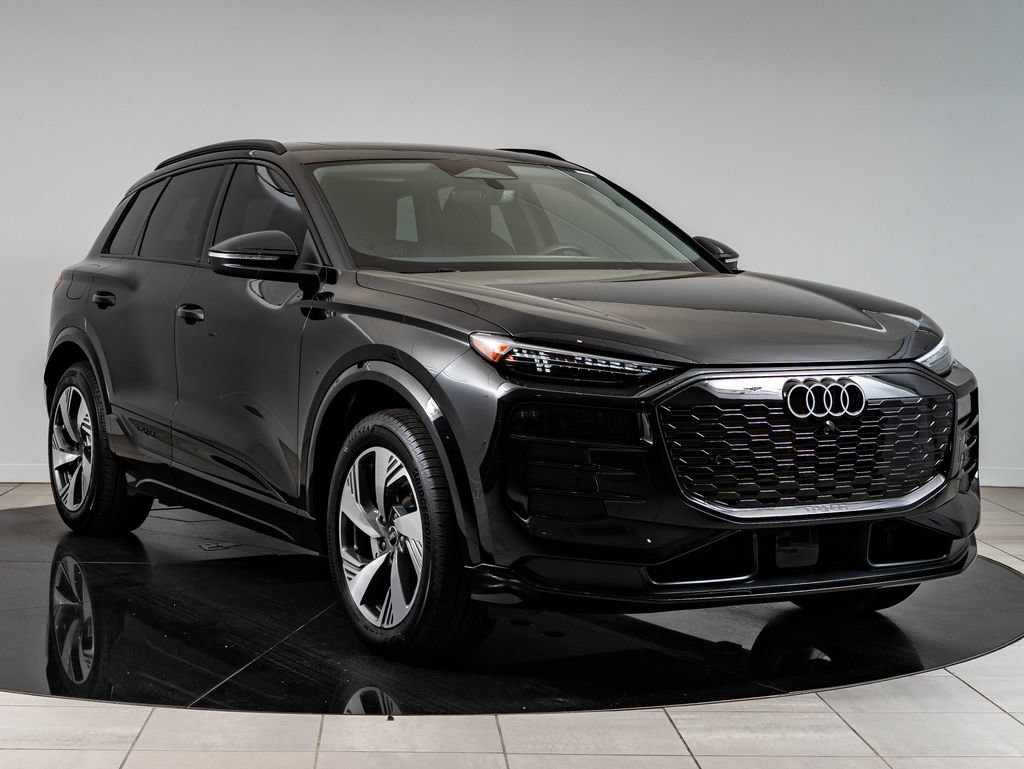 Certified 2025 Audi Q6 e-tron Premium Plus w/ Premium Plus AWD/4WD image 12