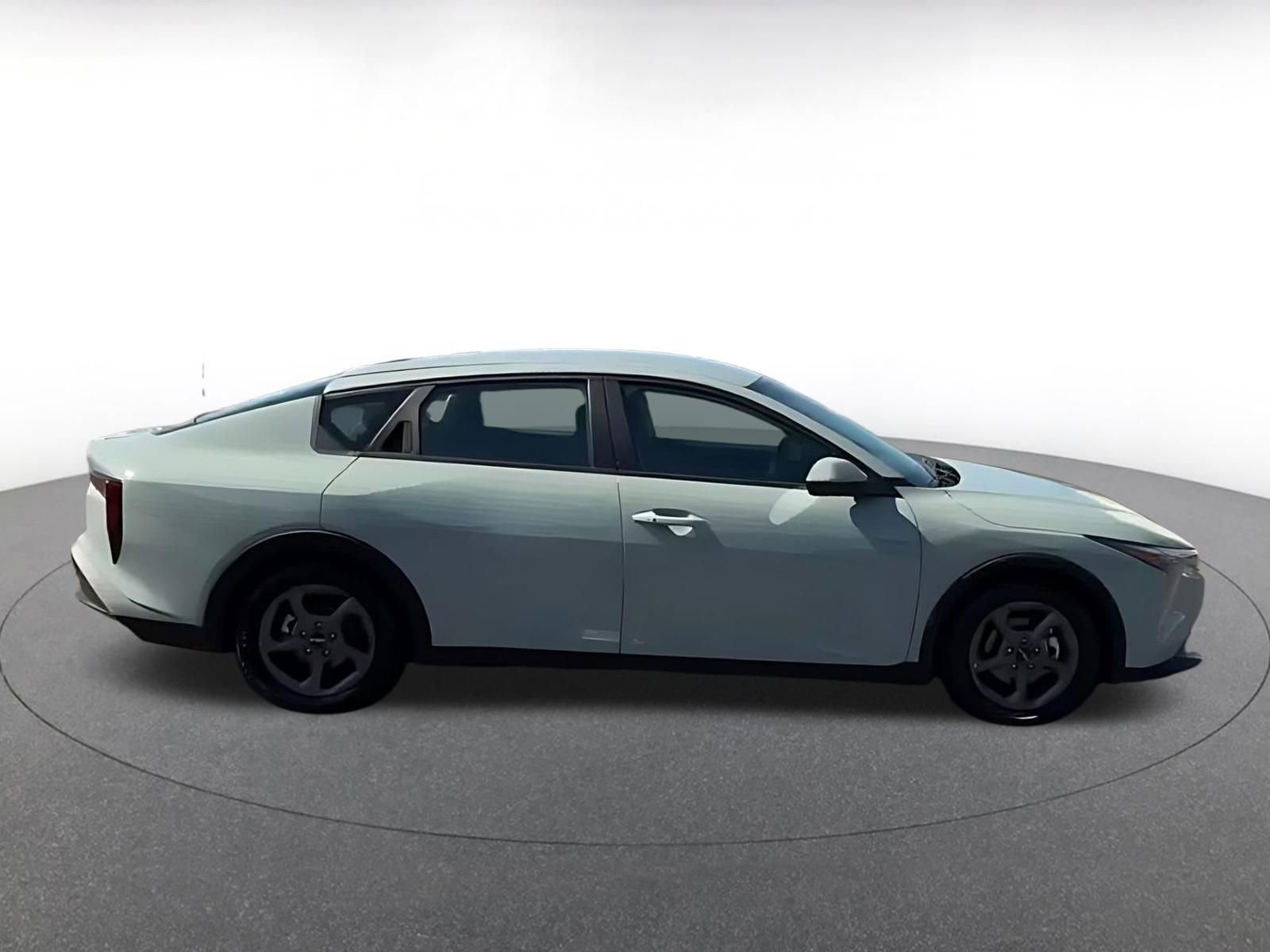 Used 2025 Kia K4 FWD image 6