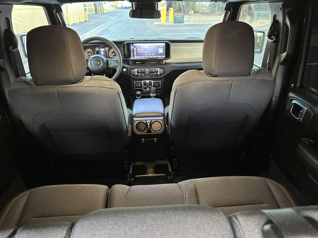 Used 2024 Jeep Wrangler Unlimited Sport AWD/4WD image 21