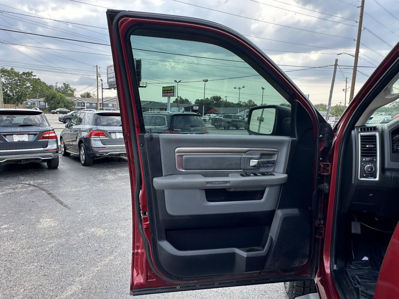 Used 2012 RAM 1500 Express RWD image 14