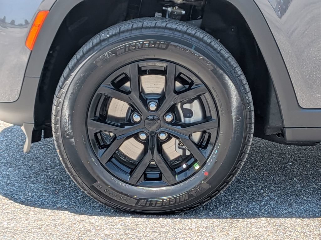 New 2026 Jeep Grand Cherokee L 2WD image 11