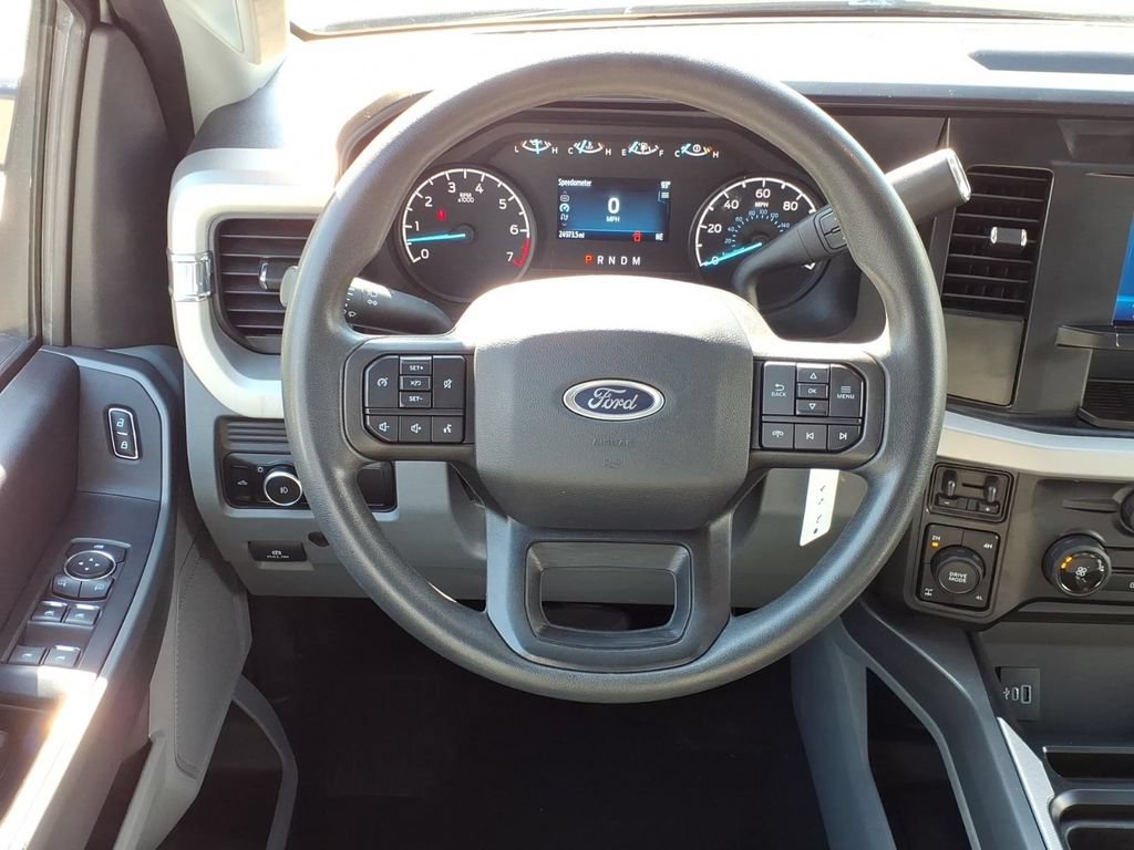 Used 2024 Ford F250 XLT AWD/4WD image 12