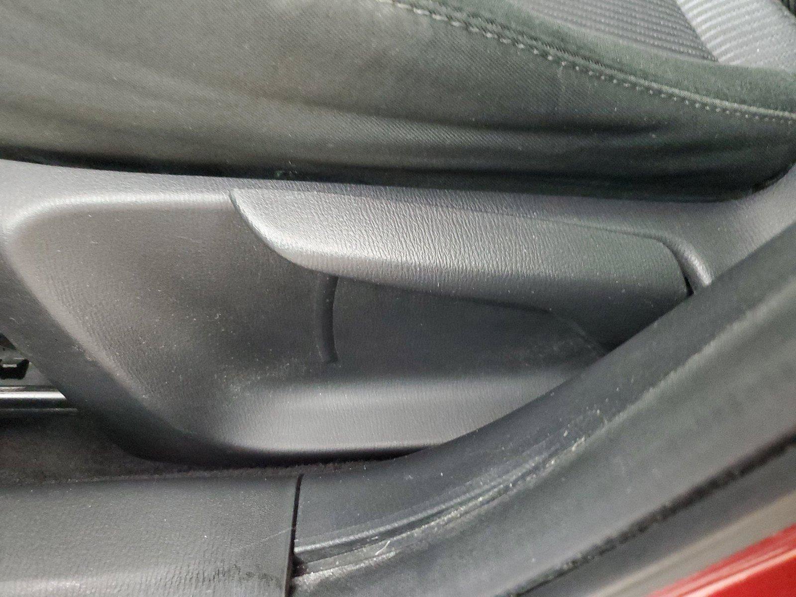 Used 2016 MAZDA MAZDA3 i Sport w/ Preferred Equipment Package FWD image 20