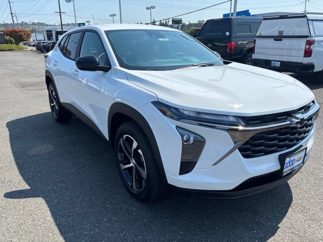 New 2026 Chevrolet Trax RS FWD image 7