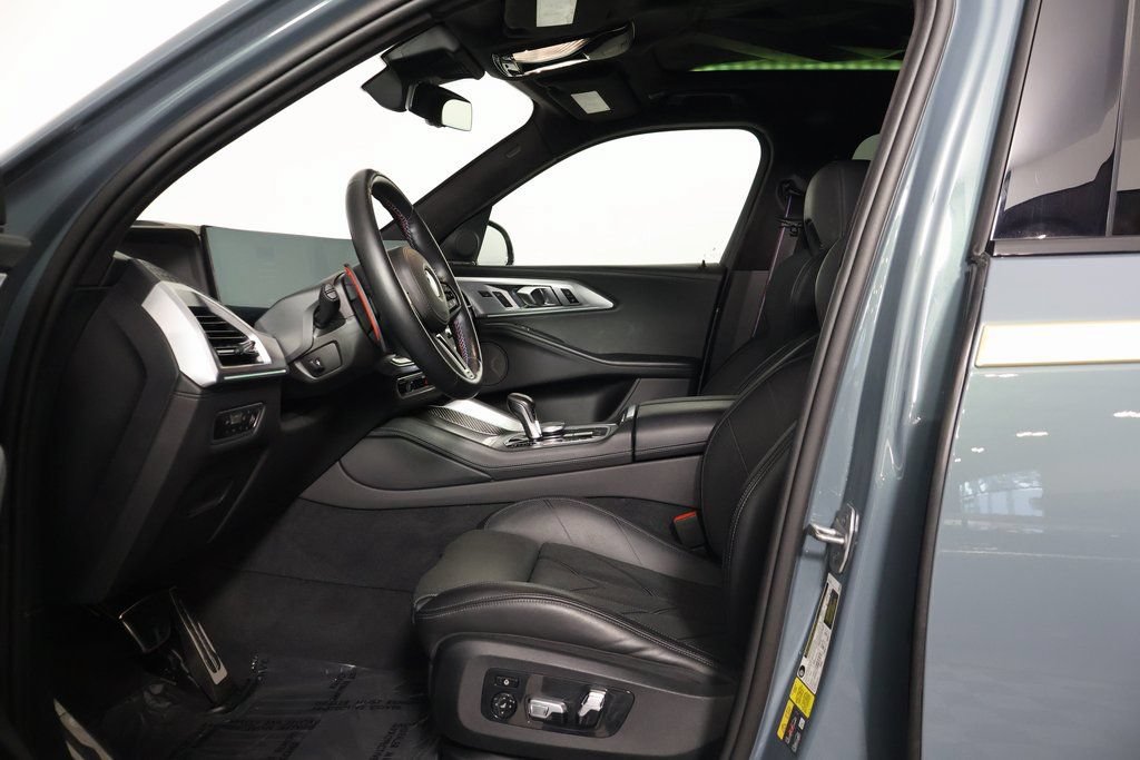 Used 2023 BMW XM AWD/4WD image 10