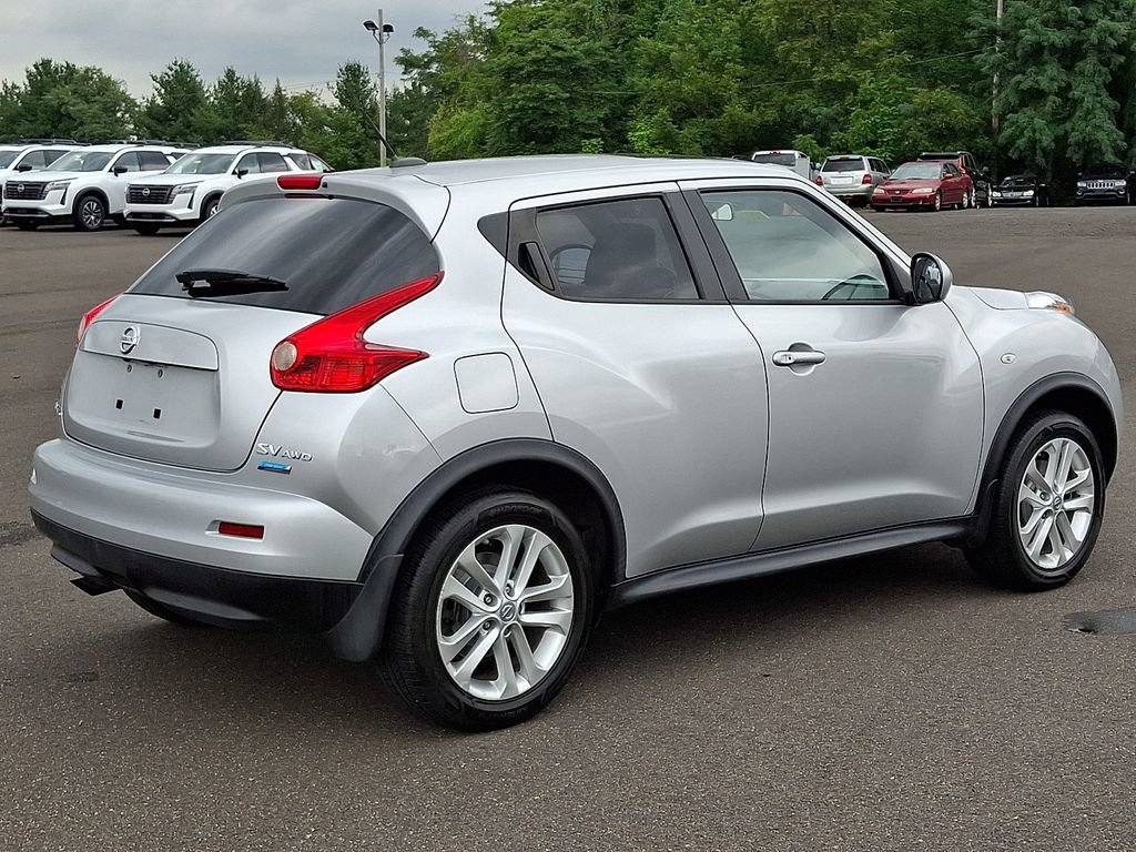 Used 2014 Nissan Juke SV w/ Navigation Package AWD/4WD image 7