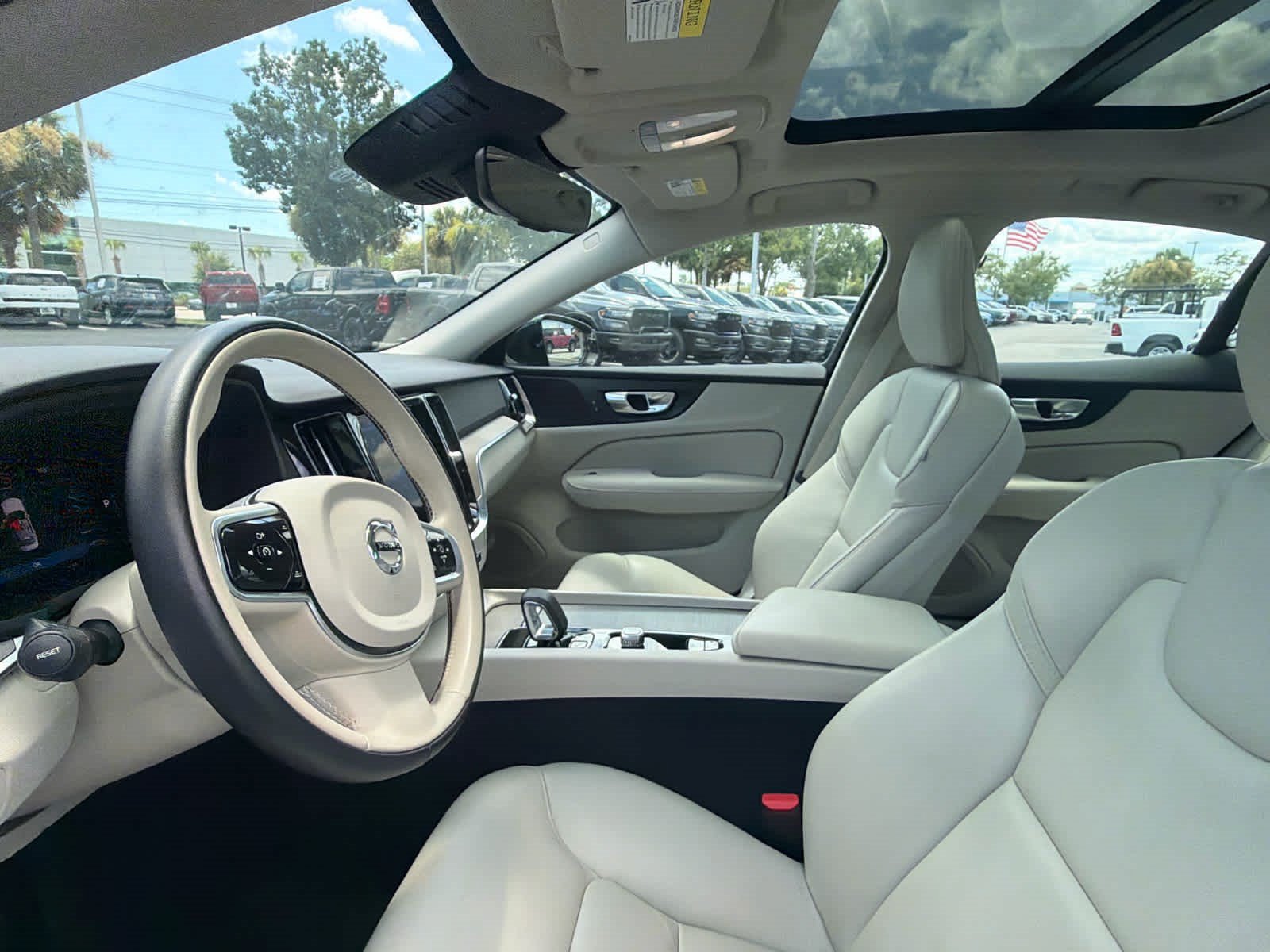 Certified 2024 Volvo S60 B5 Plus FWD image 26