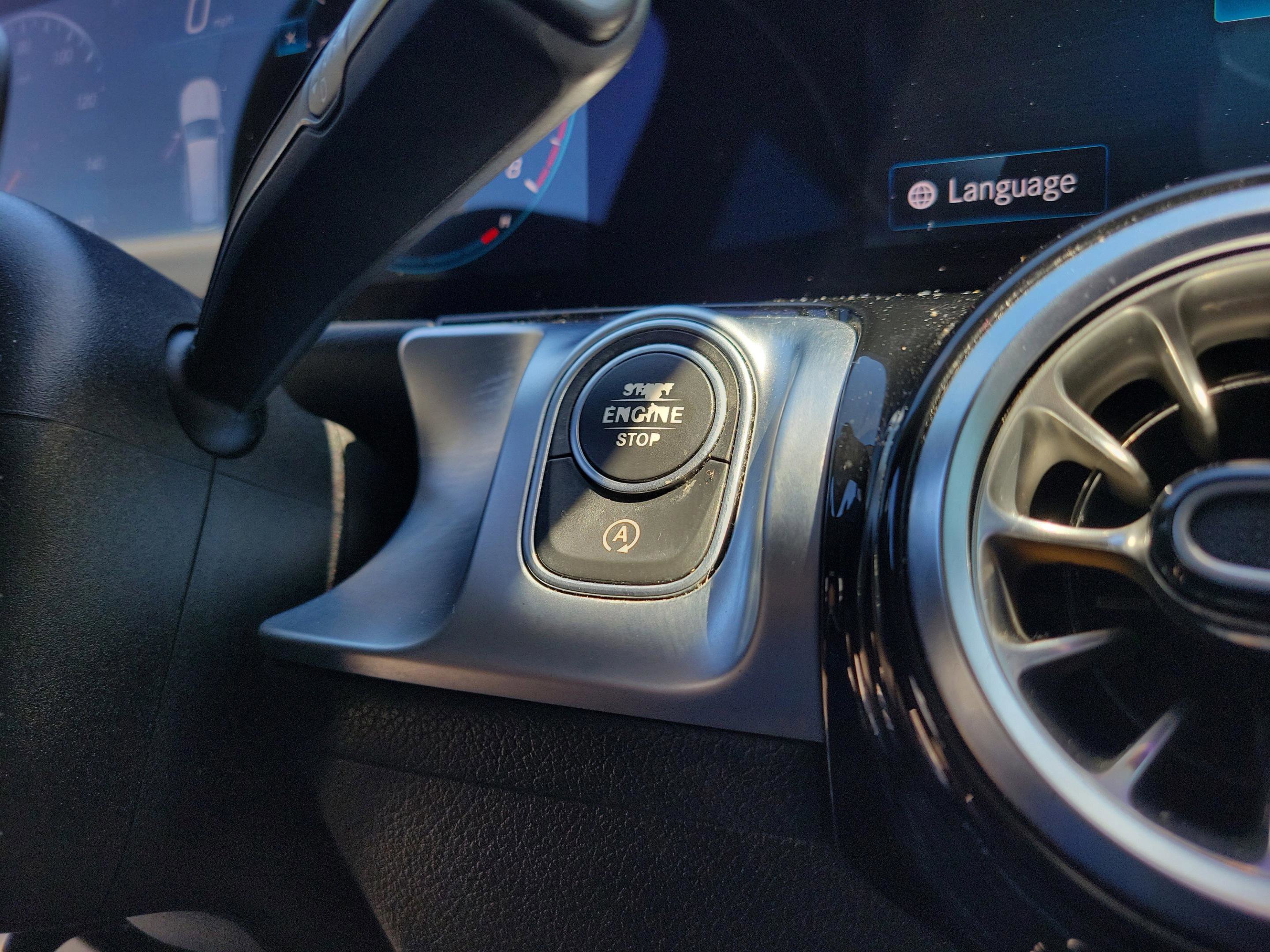 Certified 2022 Mercedes-Benz GLB 250 4MATIC image 26