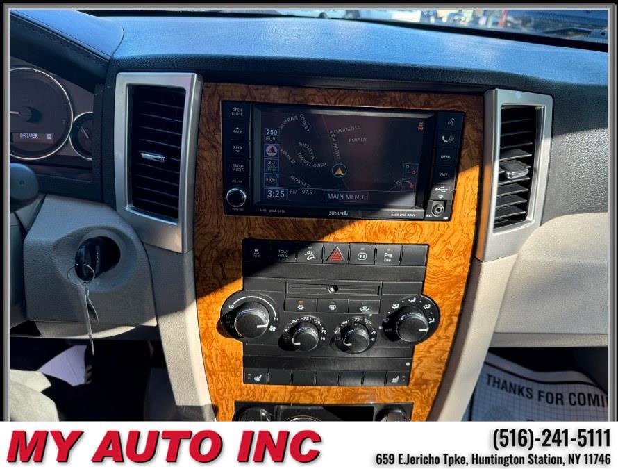 Used 2010 Jeep Grand Cherokee Limited w/ Quadra-Drive II 4X4 Group image 16