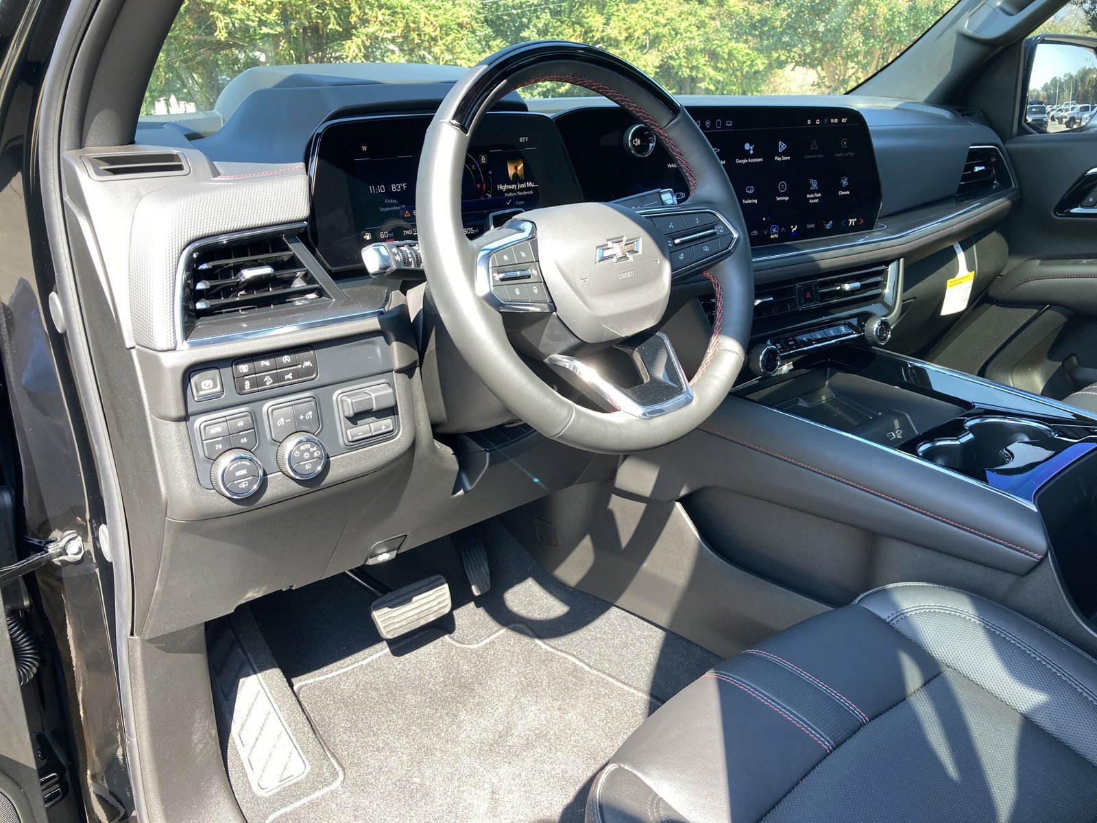 New 2025 Chevrolet Suburban RST w/ Advanced Technology Package image 11