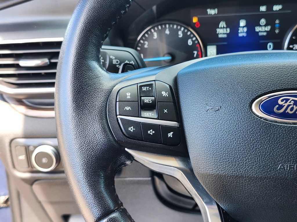 Certified 2020 Ford Explorer Limited AWD/4WD image 30