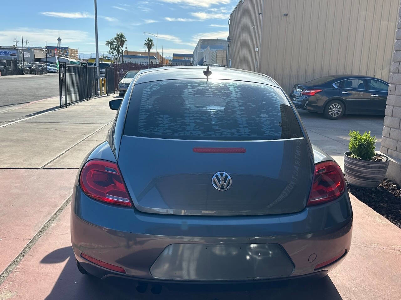 Used 2015 Volkswagen Beetle 1.8T image 4