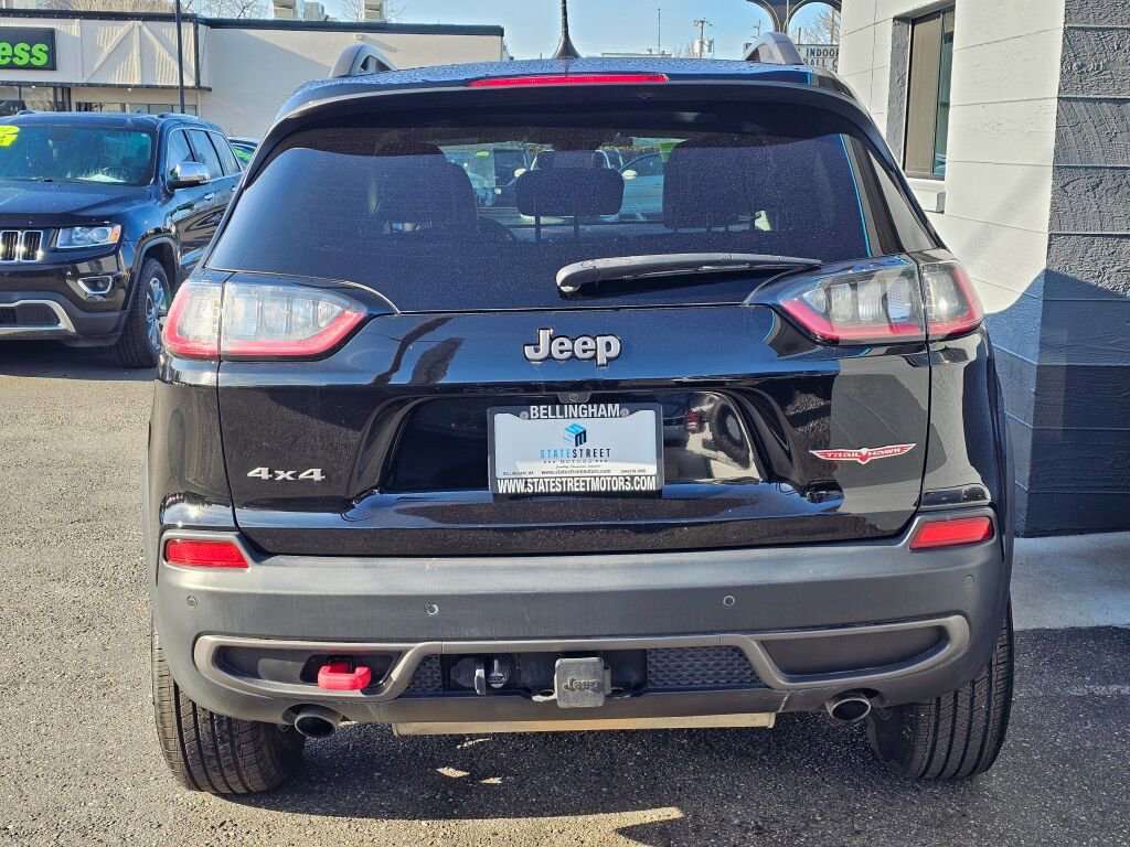 Used 2019 Jeep Cherokee Trailhawk image 4