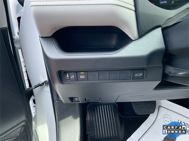 Used 2023 Toyota RAV4 XLE Premium image 12