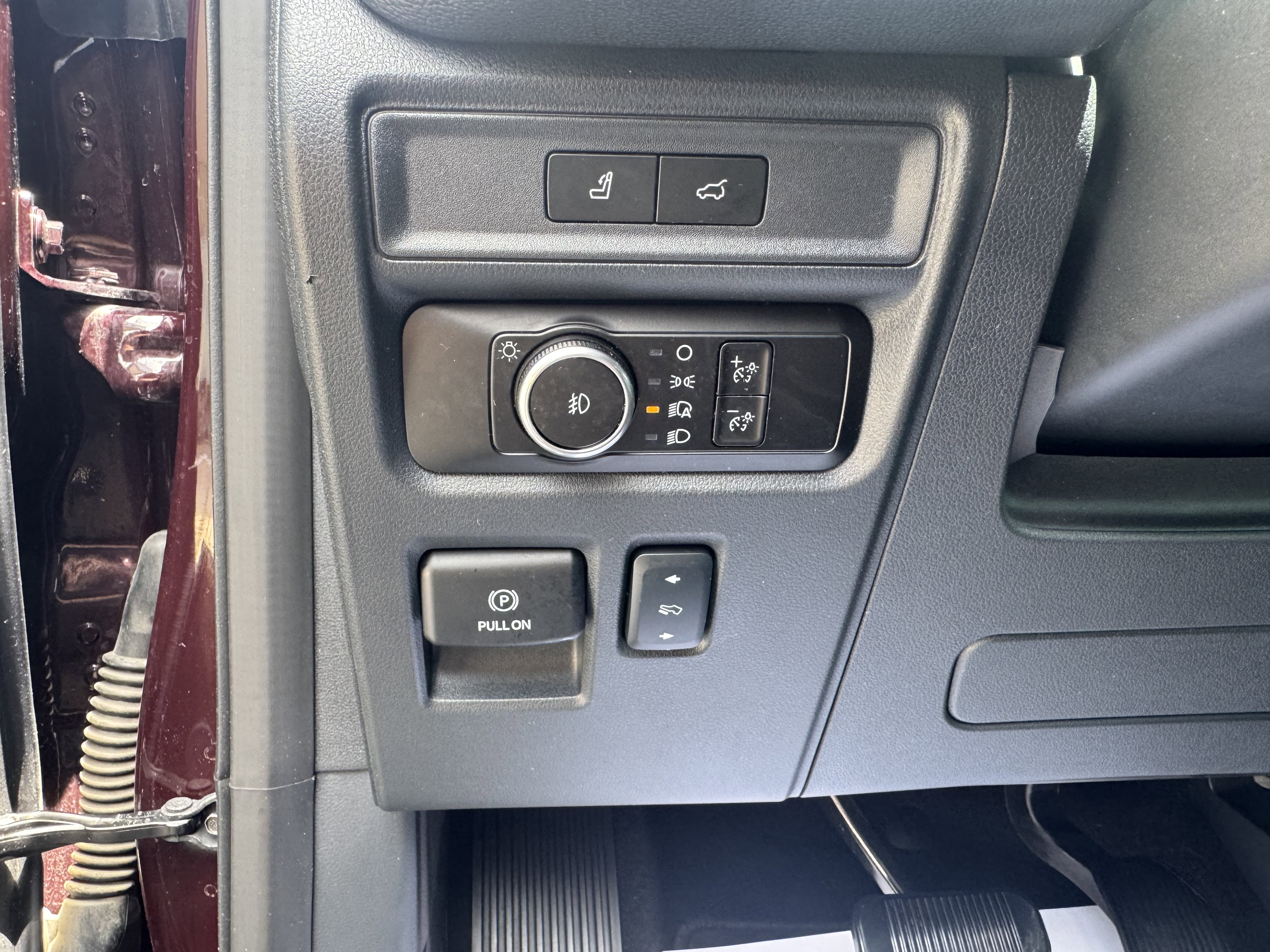 Used 2024 Ford Expedition Max Limited AWD/4WD image 16