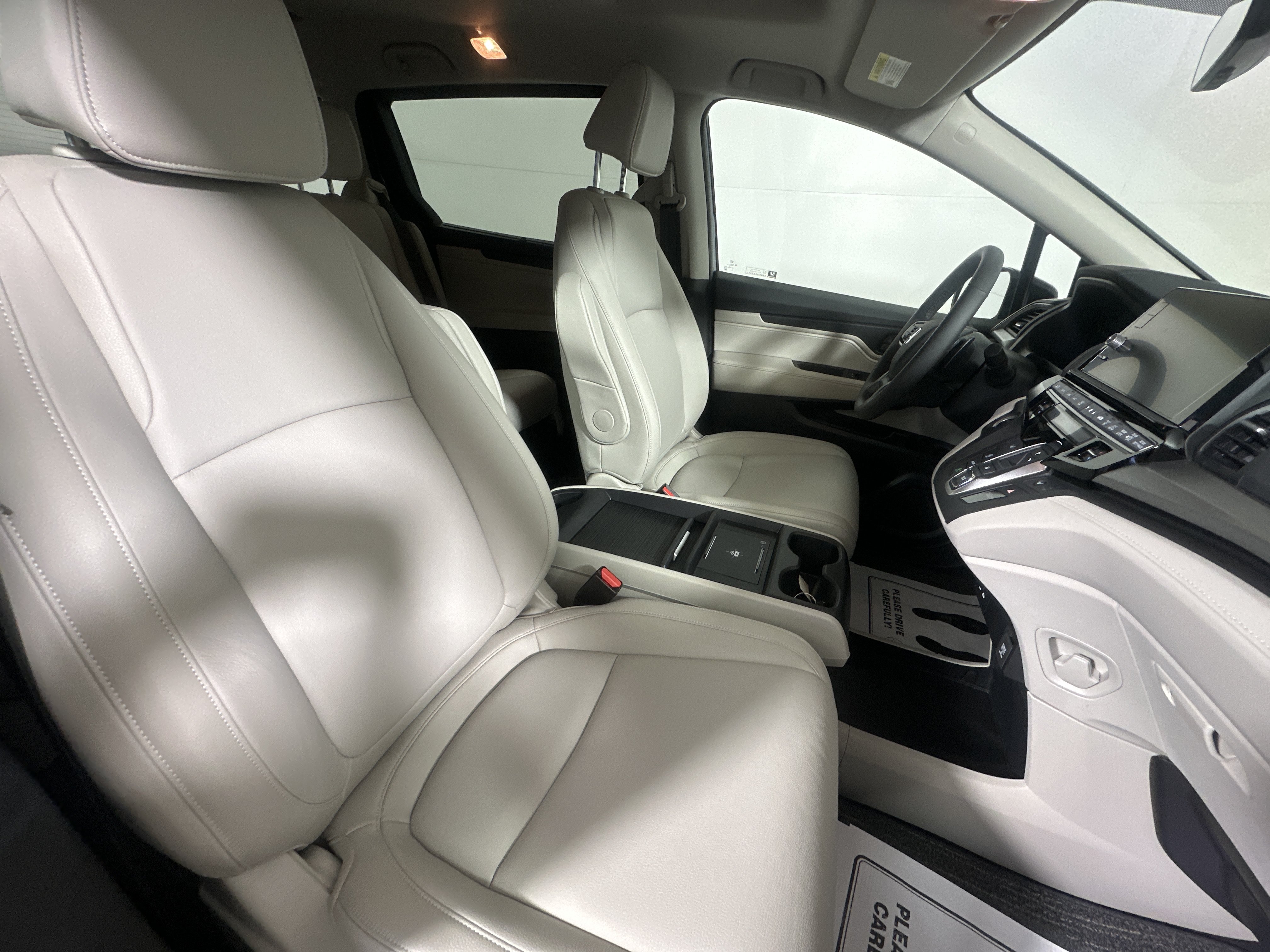 Used 2025 Honda Odyssey EX-L image 24