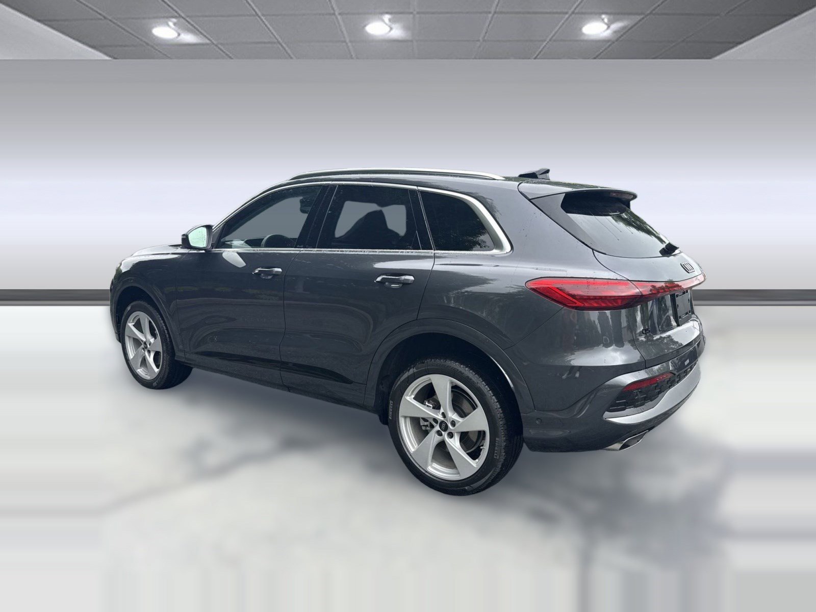 New 2025 Audi Q5 Premium Plus image 3