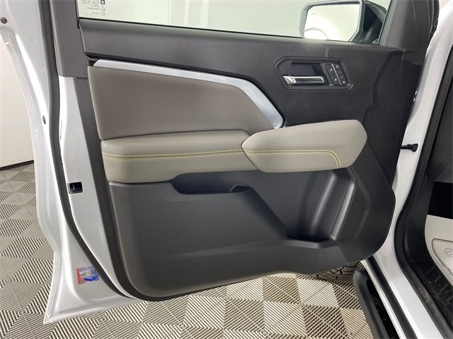 New 2026 Chevrolet Colorado ZR2 w/ Technology Package image 14