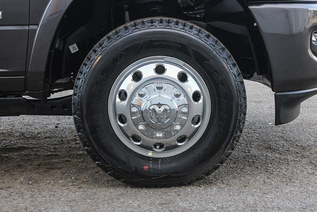 New 2026 RAM 3500 Longhorn AWD/4WD image 11