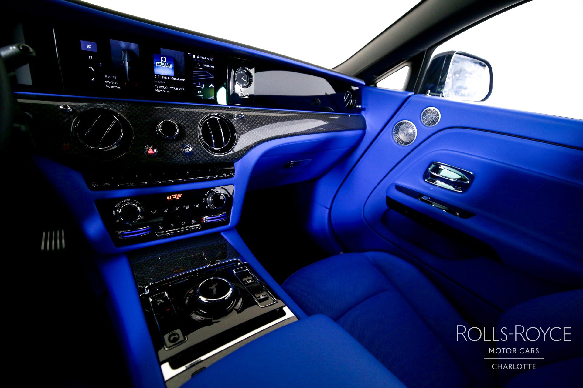 New 2025 Rolls-Royce Spectre Black Badge w/ Spectre Enhancement Package image 16