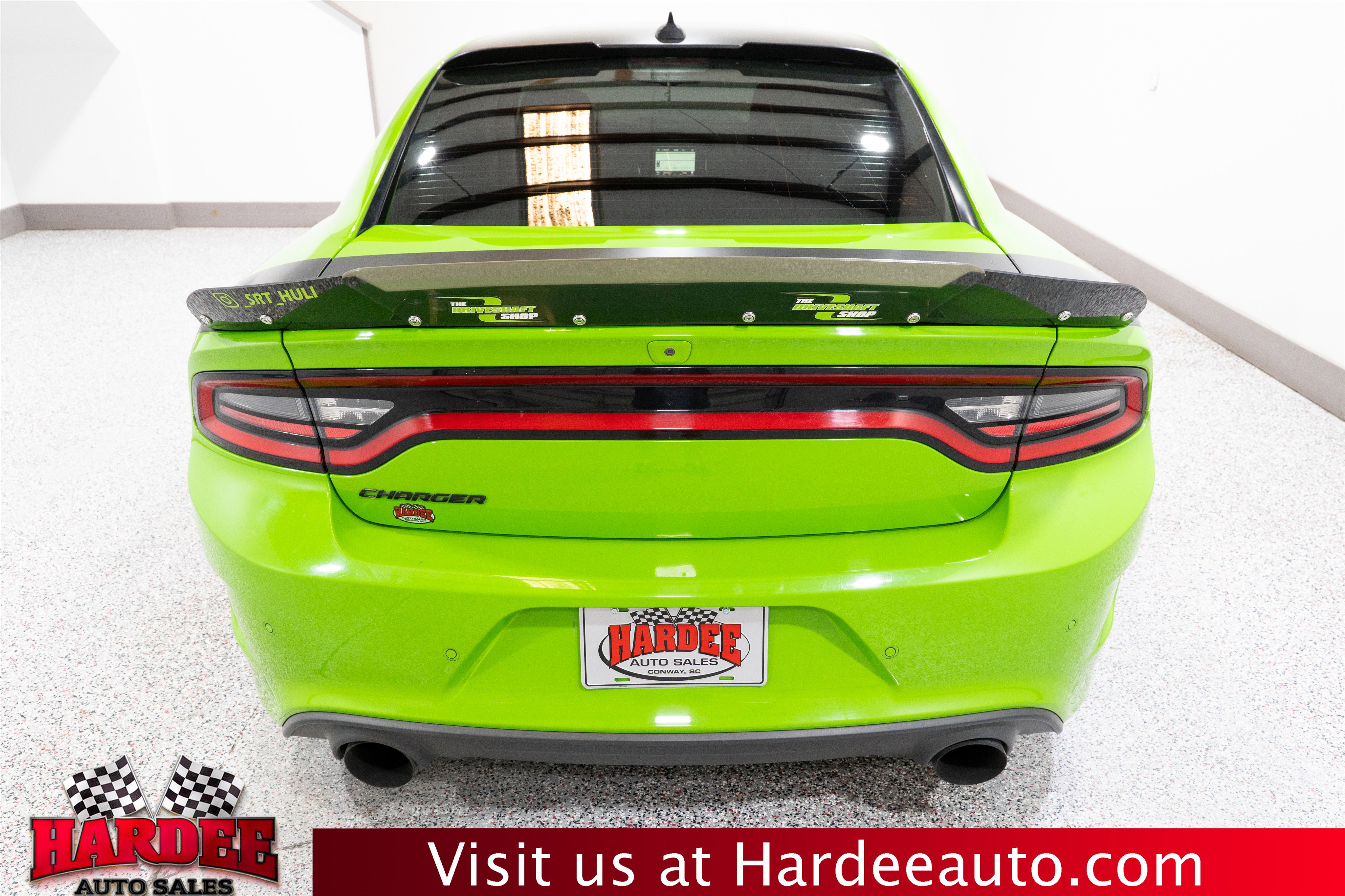 Used 2017 Dodge Charger R/T RWD image 4