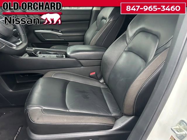 Used 2023 Nissan Pathfinder SL image 10