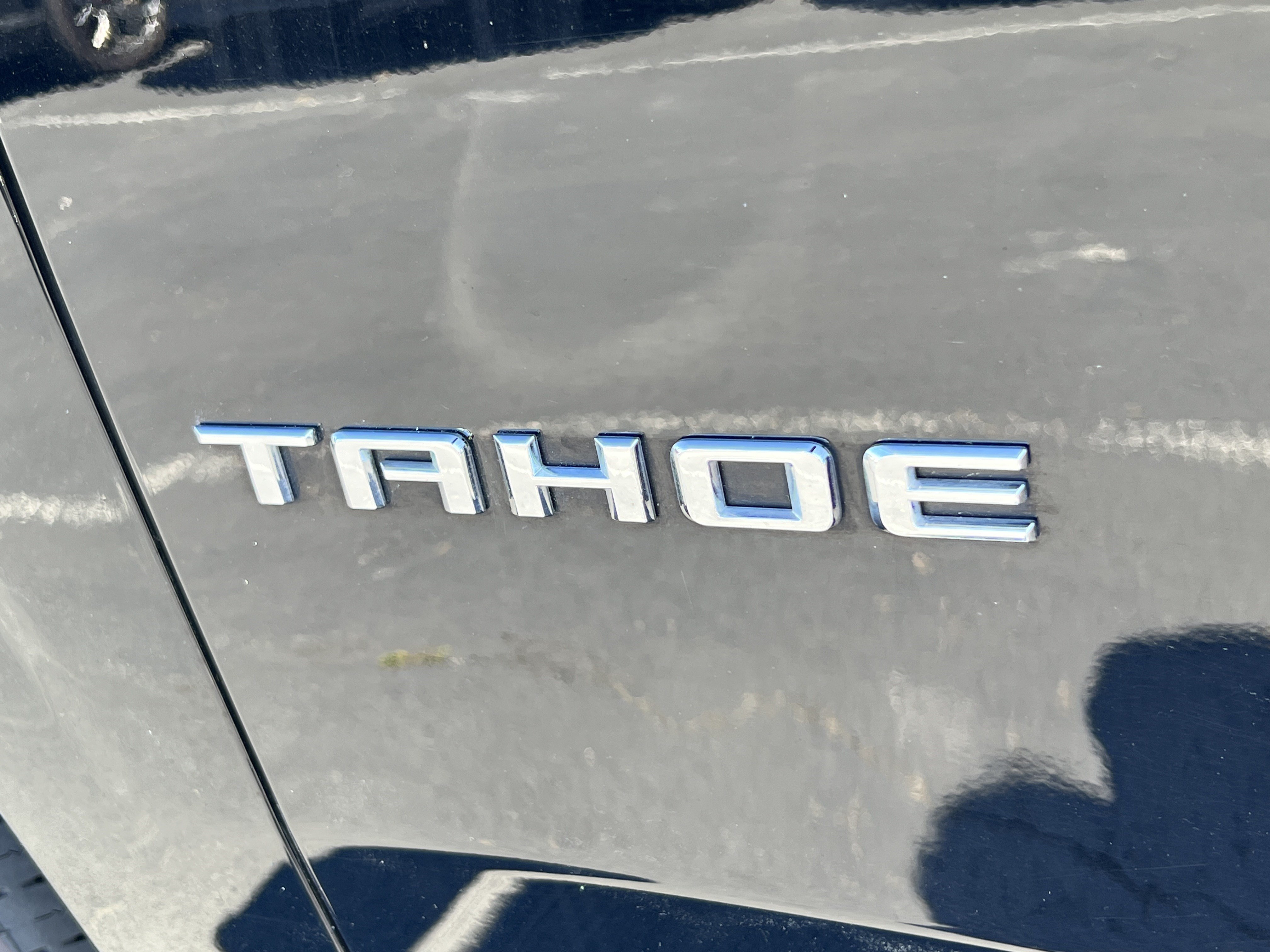 Used 2025 Chevrolet Tahoe LT AWD/4WD image 9