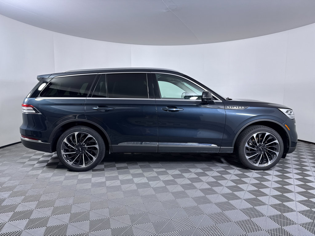 Used 2024 Lincoln Aviator Reserve w/ Equipment Group 201A AWD/4WD image 13