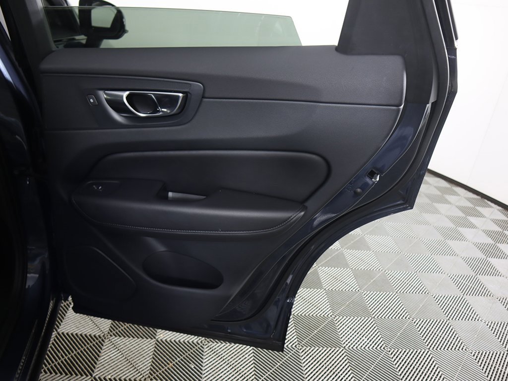 Used 2023 Volvo XC60 B5 Plus w/ Climate Package image 28
