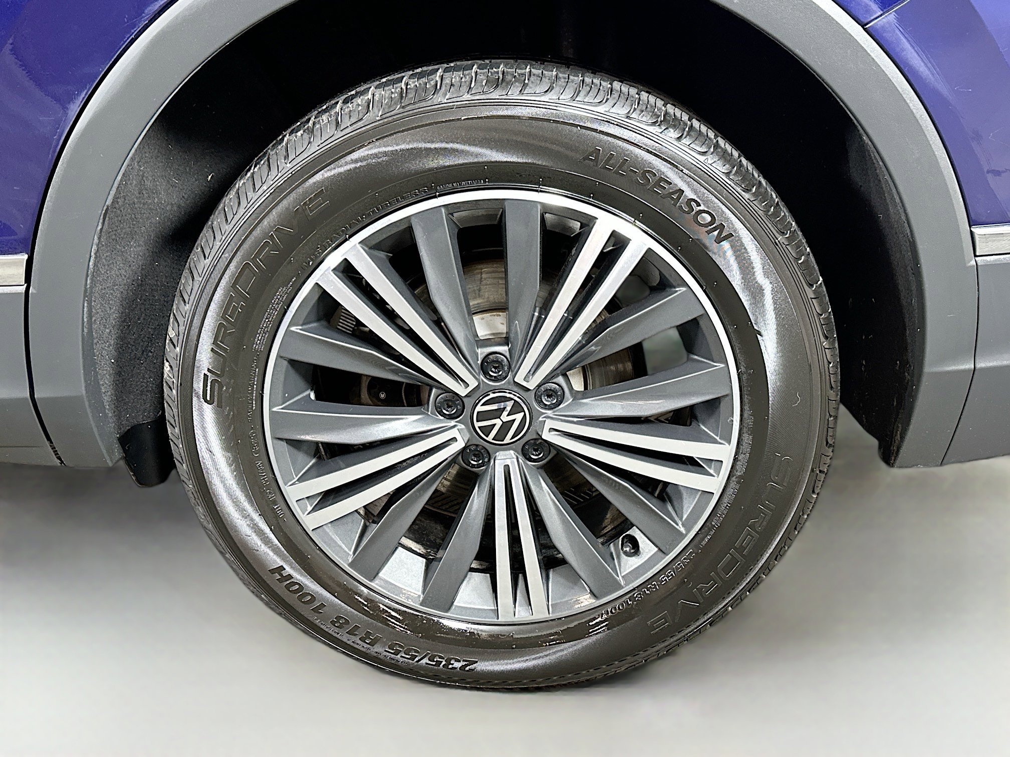 Used 2024 Volkswagen Tiguan Wolfsburg Edition image 28