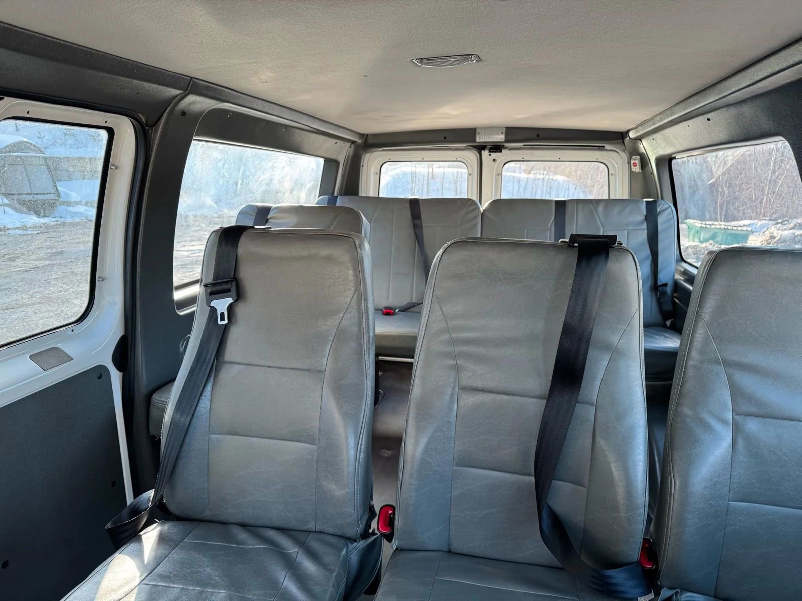 Used 2014 Ford E-250 and Econoline 250 w/ Power Group RWD image 15