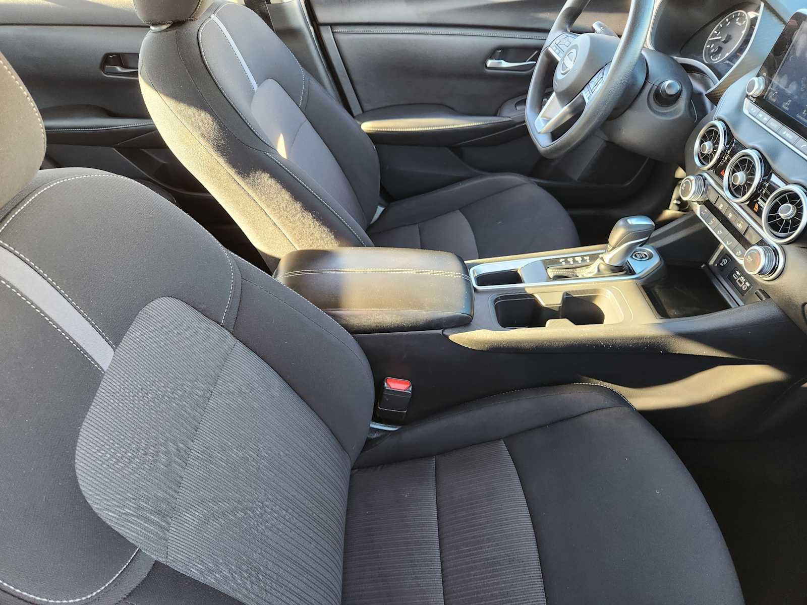 Used 2024 Nissan Sentra SV image 14