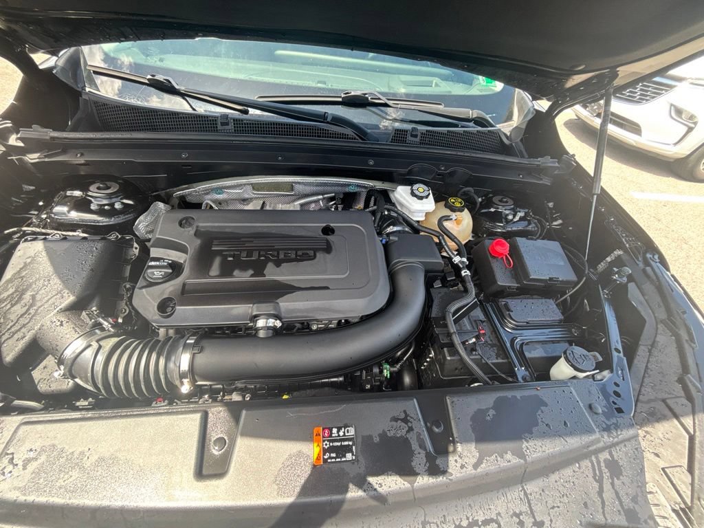 Used 2024 Buick Envision Preferred AWD/4WD image 10