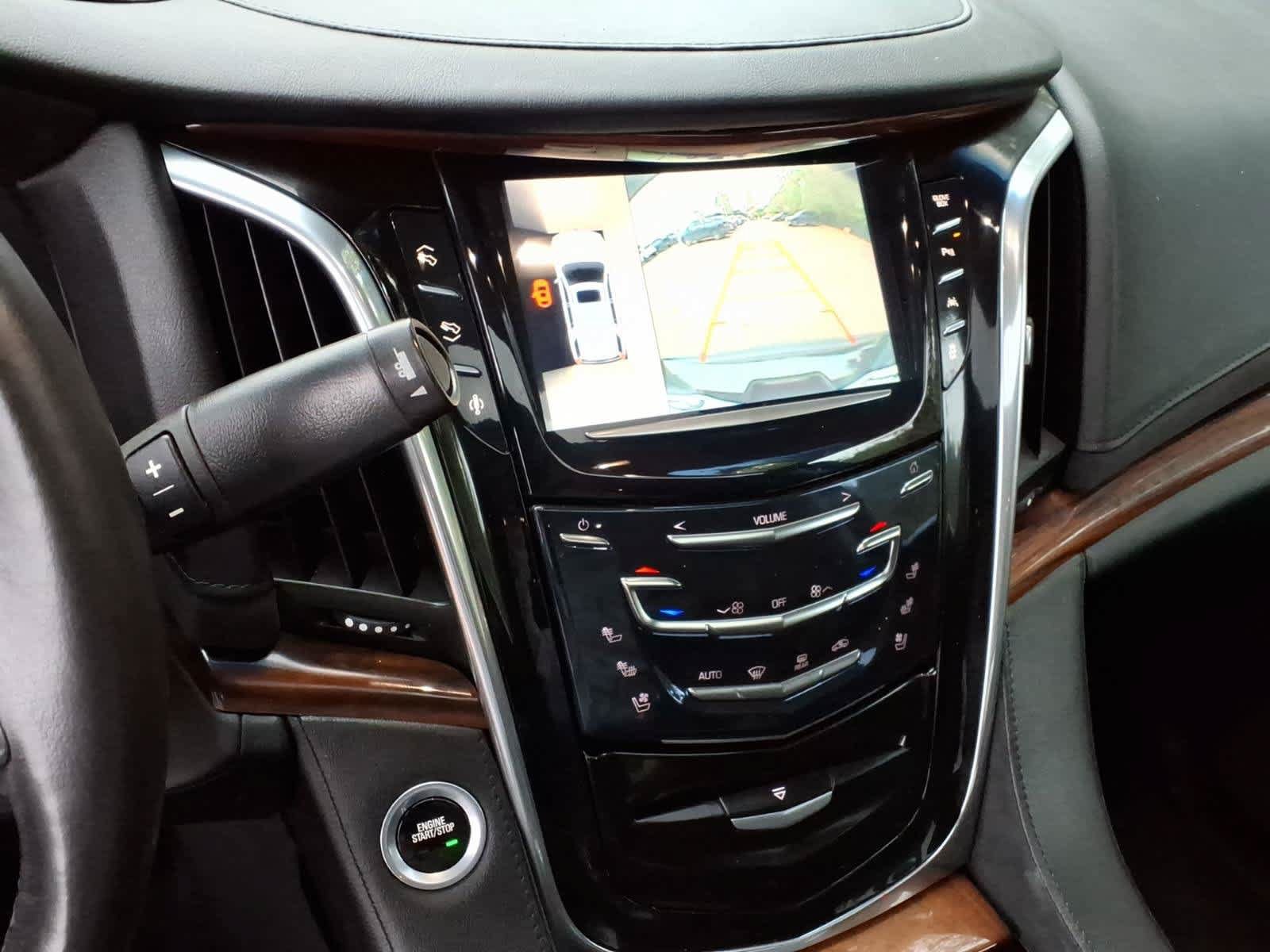 Used 2016 Cadillac Escalade Luxury AWD/4WD image 22