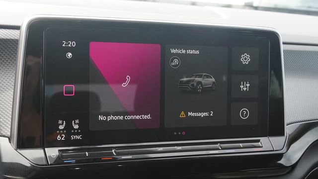 Used 2024 Volkswagen Atlas Cross Sport SEL R-Line image 23