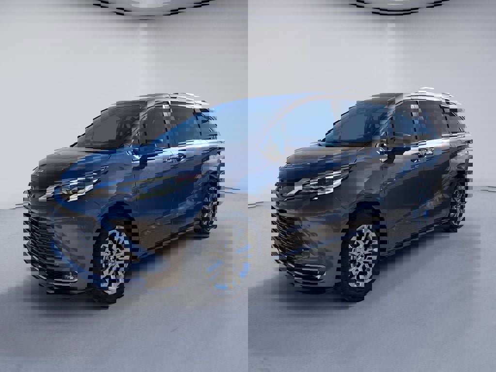 Used 2023 Toyota Sienna Platinum image 1
