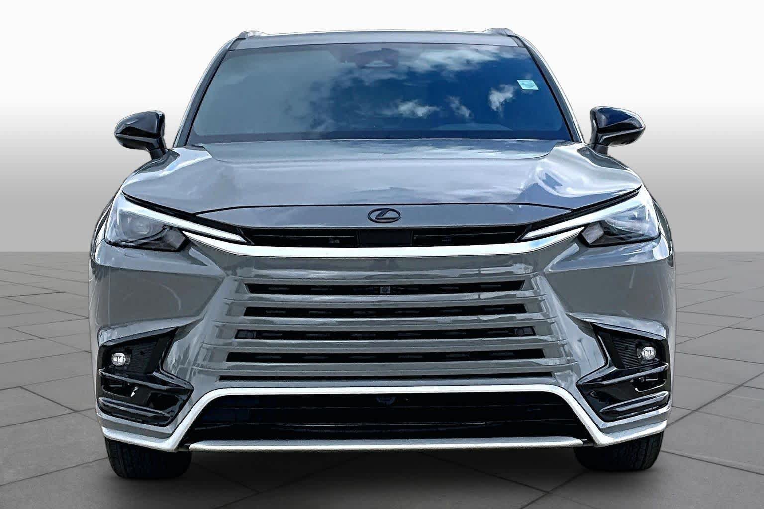 New 2026 Lexus TX 500h AWD w/ Technology Package image 3
